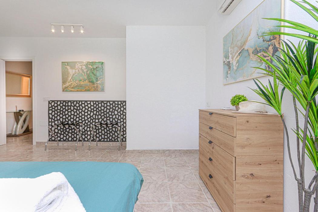 Presidential Suite Villamartin Plaza Av Brisas 67 Alicante Esterno foto