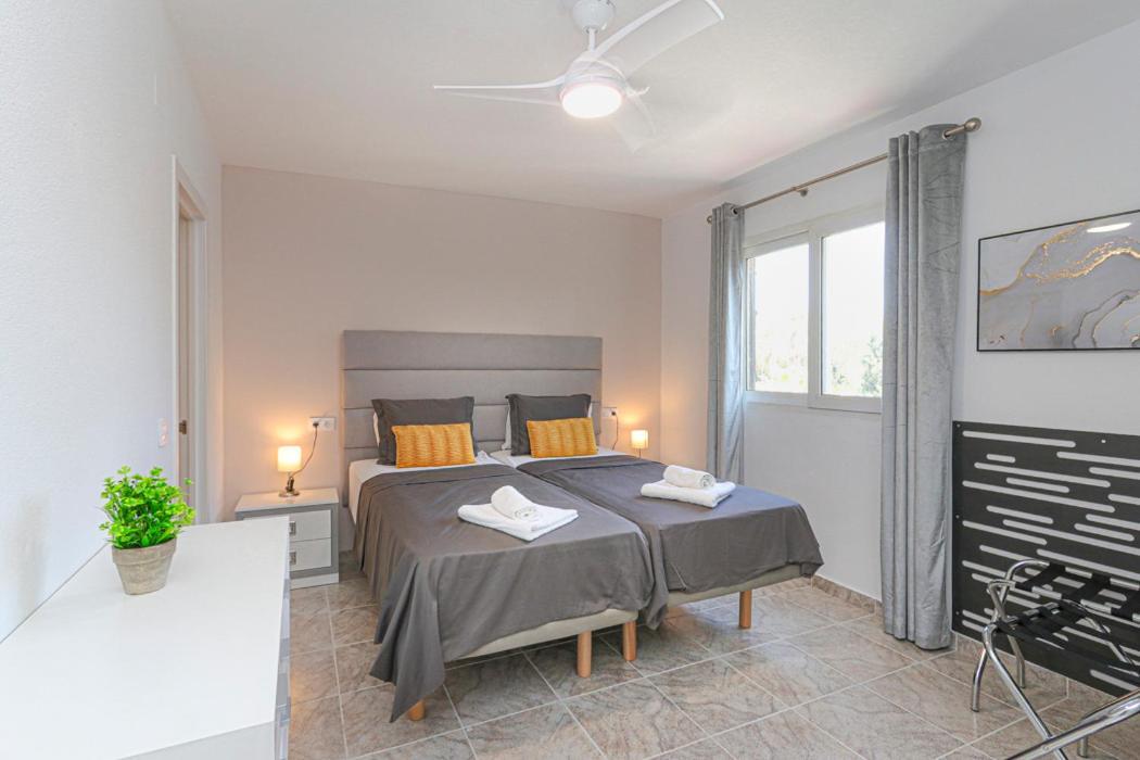 Presidential Suite Villamartin Plaza Av Brisas 67 Alicante Esterno foto